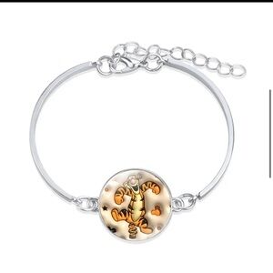 🌟Pick Any 2/$16 Sale Tigger Bracelet